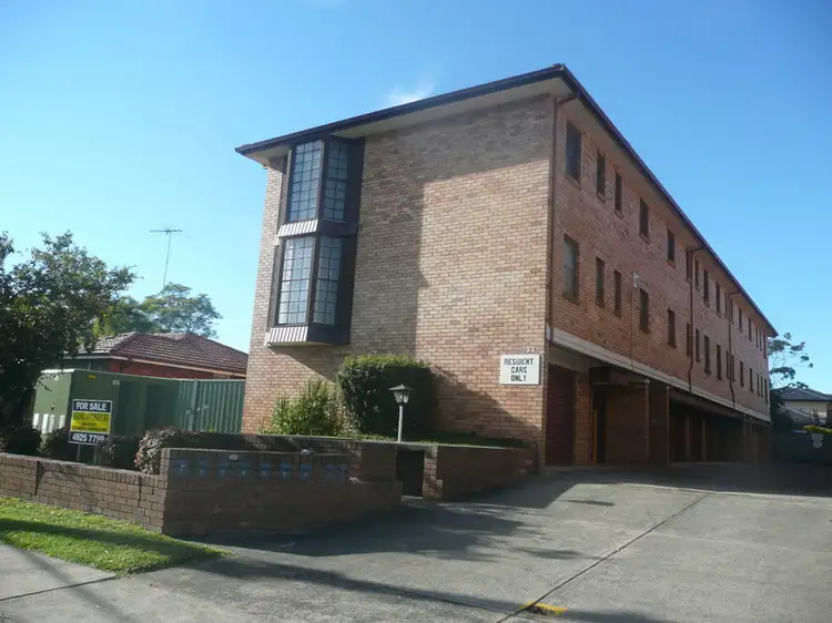 6/192 Lindesay Street, Campbelltown NSW 2560