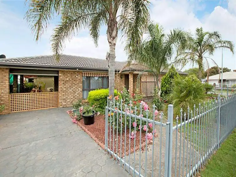 90 Magdalena Cres, Paralowie SA 5108