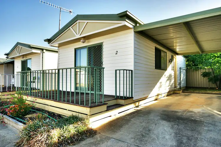 2/73-75 Butler Street, Deniliquin NSW 2710