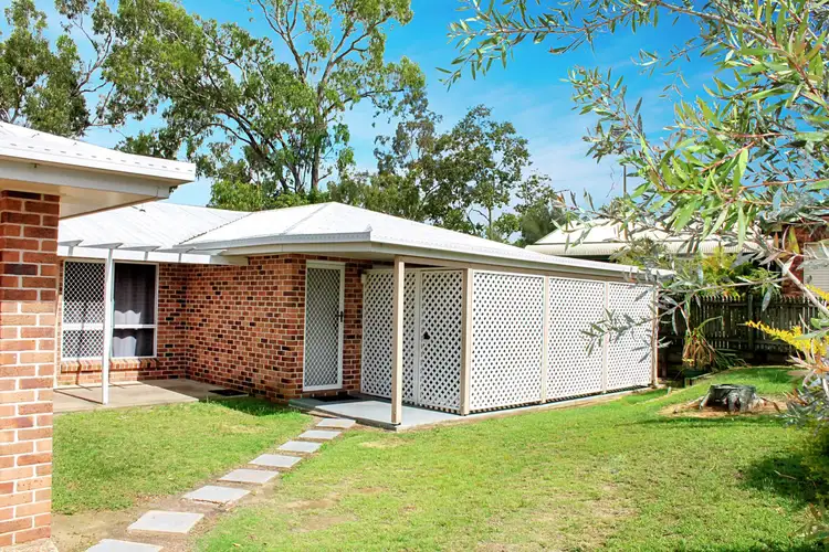 2/5 Hatte Street, Norman Gardens QLD 4701