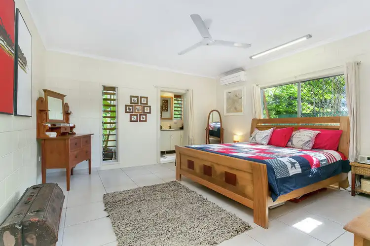 Fifth view of Homely house listing, 3 Baronia Crescent, Holloways Beach QLD 4878