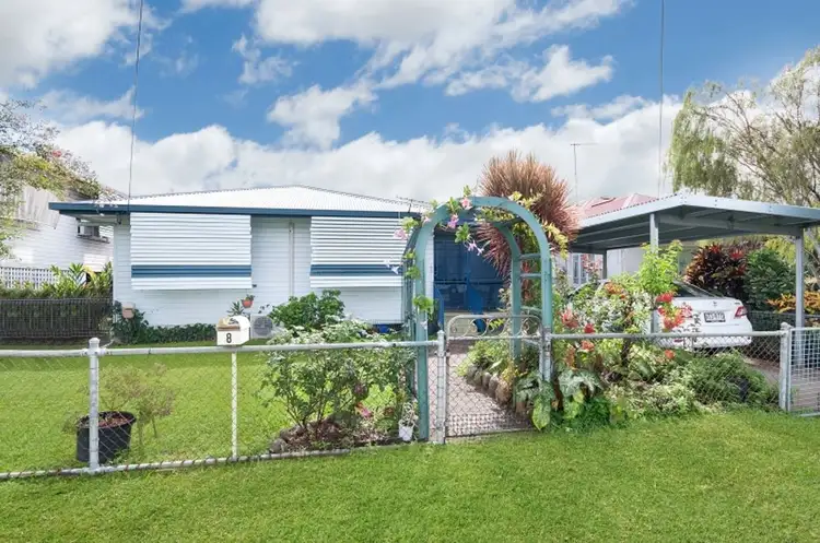 8 McKauge Street, Earlville QLD 4870