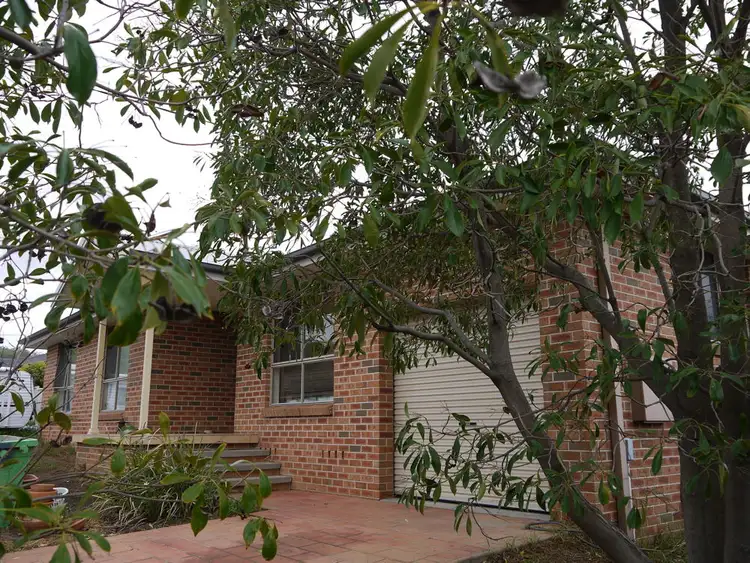 90 Glengarvin Drive, Oxley Vale NSW 2340