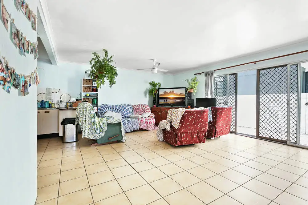 Main view of Homely unit listing, 2/75 Duporth Avenue, Maroochydore QLD 4558