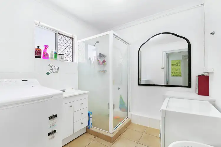 Fifth view of Homely unit listing, 2/75 Duporth Avenue, Maroochydore QLD 4558