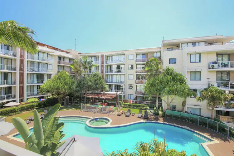 1084/1 Ocean Street, Burleigh Heads QLD 4220