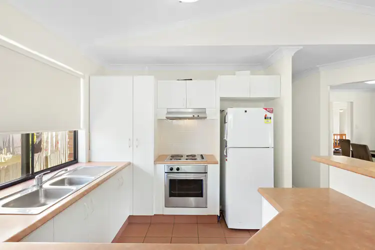 29 Columbus Place, Forest Lake QLD 4078