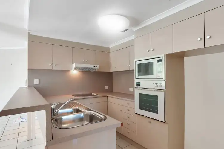 Third view of Homely unit listing, 1/279 Esplanade, Cairns North QLD 4870