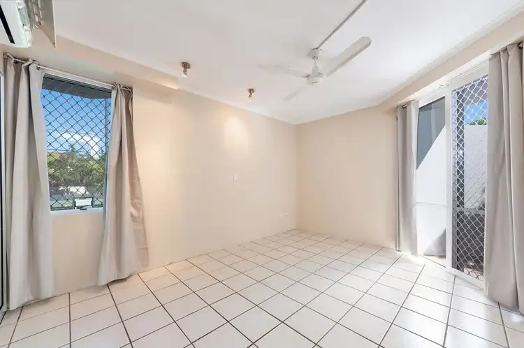 Sixth view of Homely unit listing, 1/279 Esplanade, Cairns North QLD 4870
