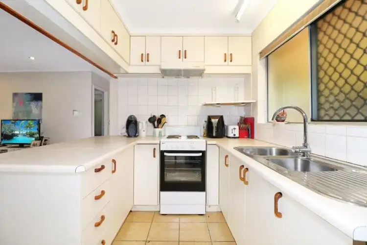 Sixth view of Homely house listing, 2 Denman Close, Manoora QLD 4870