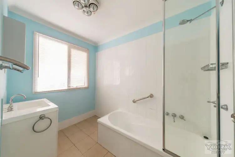 Sixth view of Homely house listing, 4 Kratzmann Court, Kearneys Spring QLD 4350