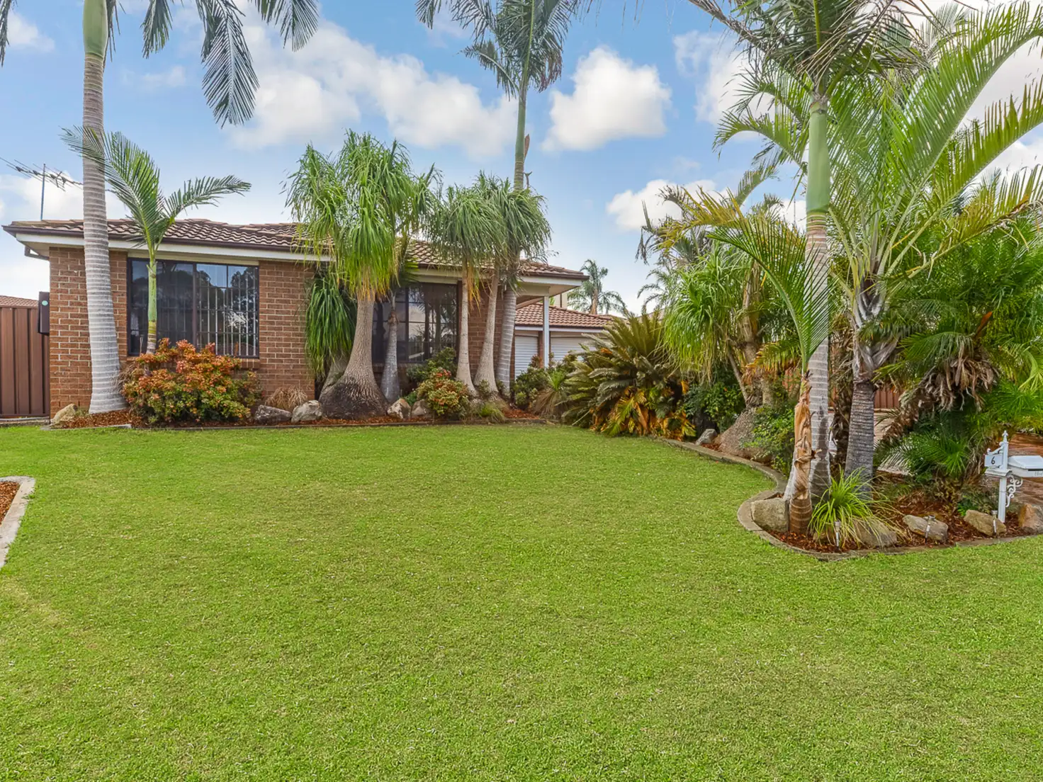 Main view of Homely house listing, 6 Marsanne Cl, Eschol Park NSW 2558