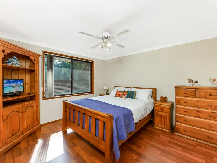 Seventh view of Homely house listing, 6 Marsanne Cl, Eschol Park NSW 2558