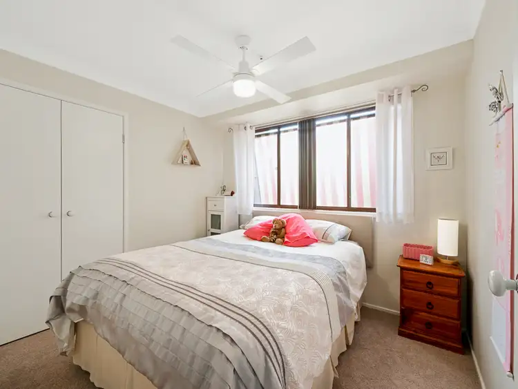 Fifth view of Homely house listing, 1 Back Cl, Kearns NSW 2558