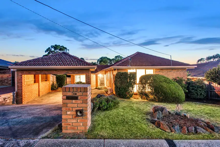 Main view of Homely house listing, 10 Allumba Drive, St Helena VIC 3088