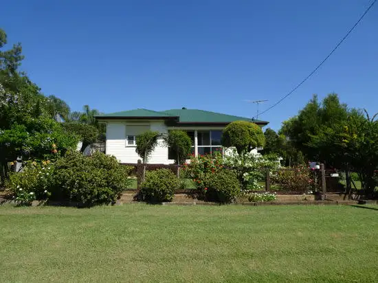 11 Main Street, Marburg QLD 4346