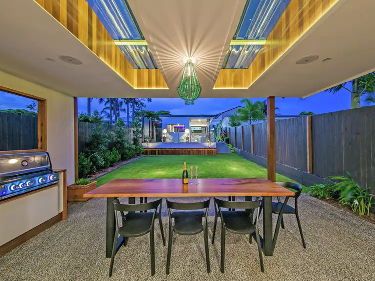 57 Wilde Street, Wynnum QLD 4178