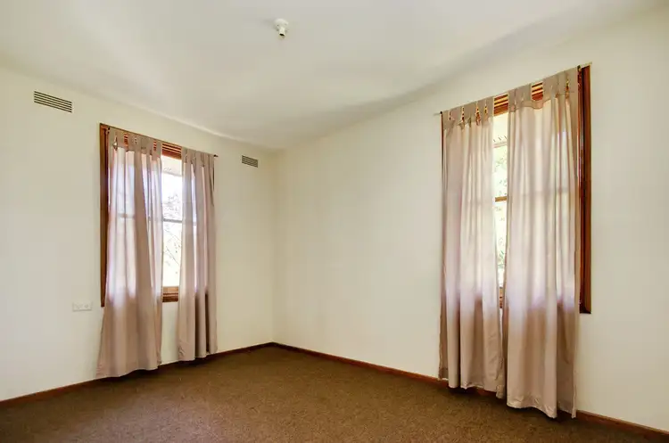 Fifth view of Homely house listing, 90 Decimus Street, Deniliquin NSW 2710