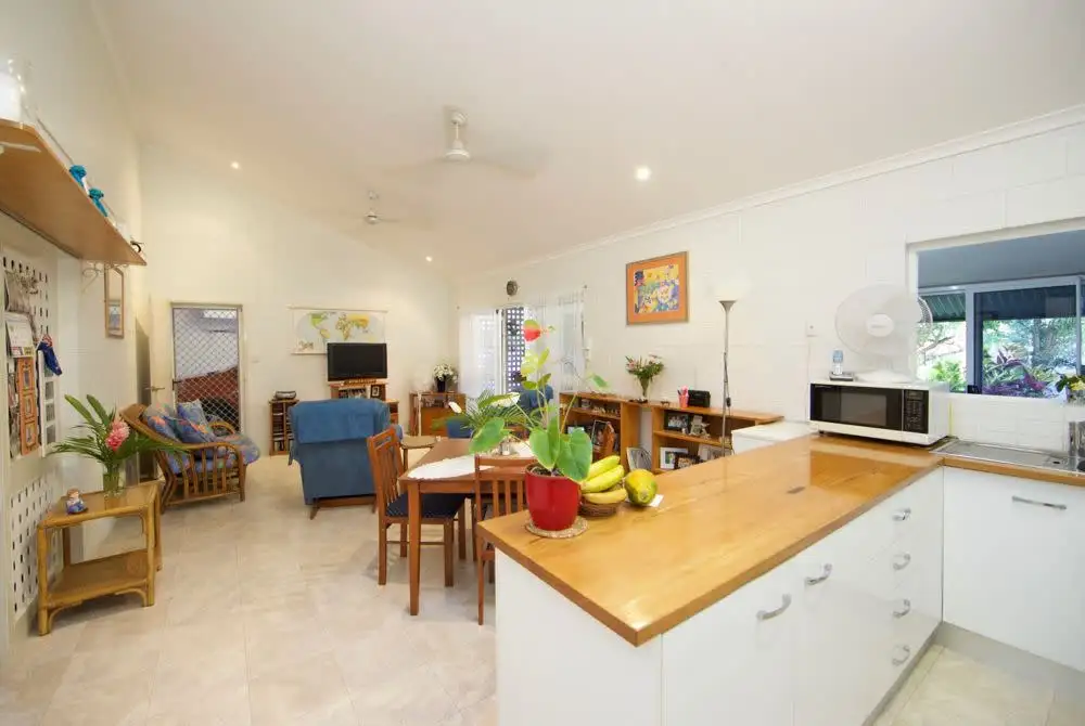 Main view of Homely villa listing, 4/3-4 Holden Close, Whitfield QLD 4870