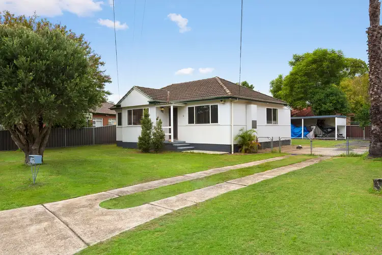 6 Pages Road, St Marys NSW 2760