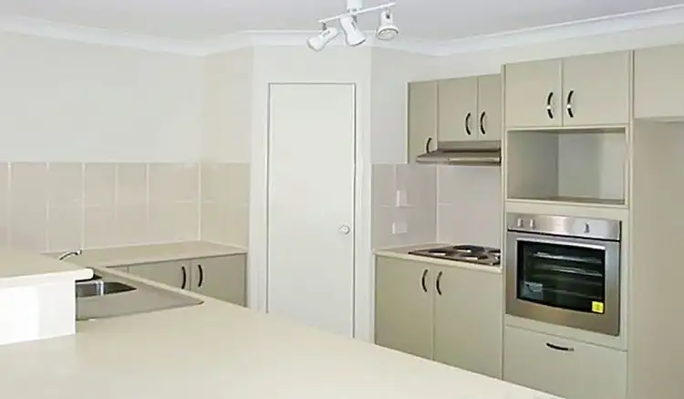 8 Hellcat Circuit, Bray Park QLD 4500
