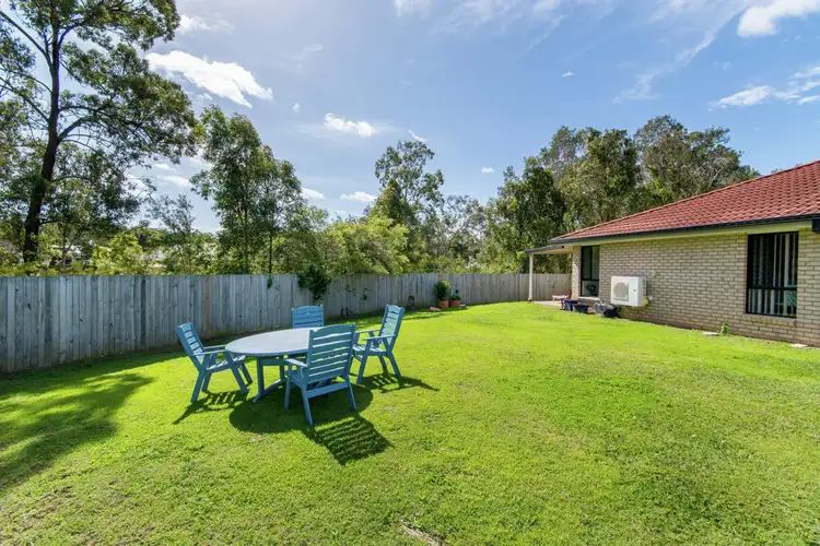 7 Caitlin Court, Kallangur QLD 4503
