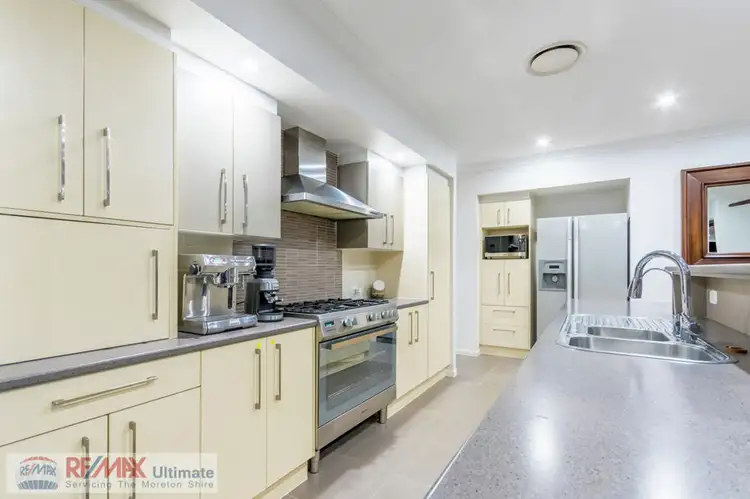 Fourth view of Homely house listing, 8 Baybreeze Crescent, Murrumba Downs QLD 4503