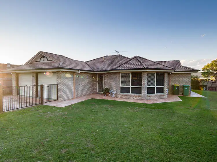 20 Wimbledon Drive, Morayfield QLD 4506