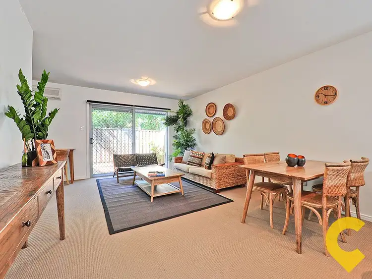 Z2/13-17 Caroline Street, Woody Point QLD 4019