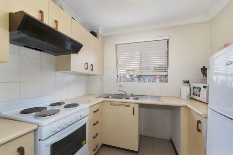 Fourth view of Homely unit listing, 10/5 Griffiths St, Blacktown NSW 2148