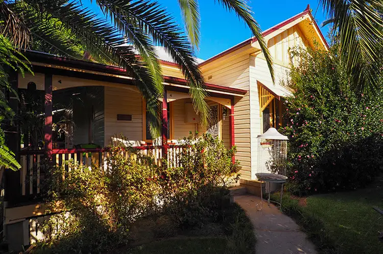 4 Azalea Avenue, Coffs Harbour NSW 2450