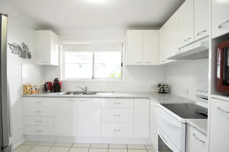 17 Canterbury Lane, Bethania QLD 4205