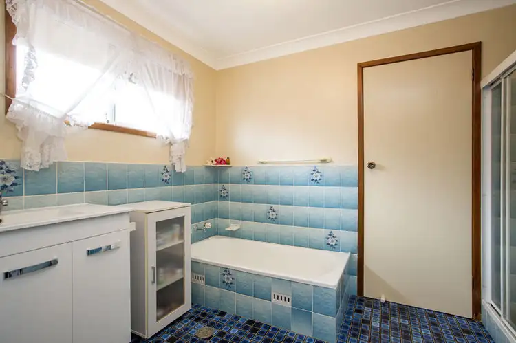 Fifth view of Homely house listing, 14 Glengarvin Drive, Tamworth NSW 2340