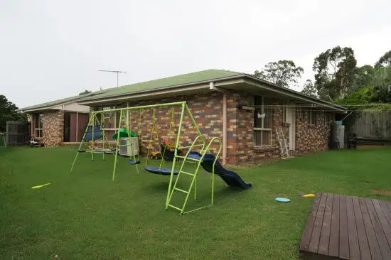 Second view of Homely house listing, 7 Amor Court, Yamanto QLD 4305