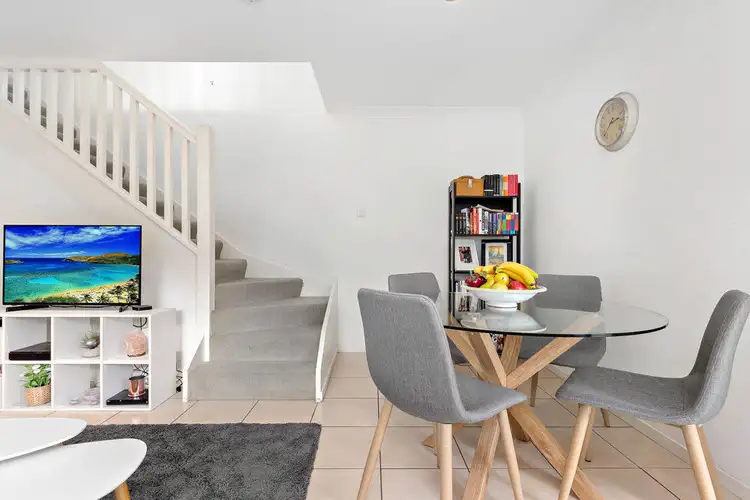 Fifth view of Homely townhouse listing, 4/12 Grenfell street, Mount Gravatt East QLD 4122