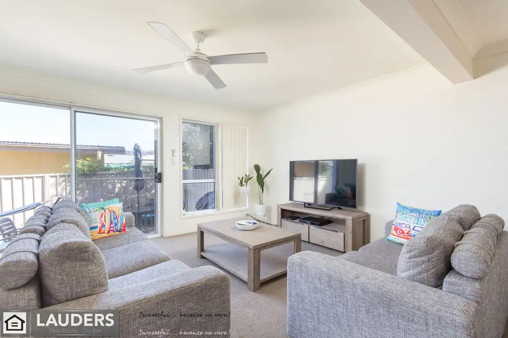 Main view of Homely townhouse listing, 3/12 Connell Street, Old Bar NSW 2430