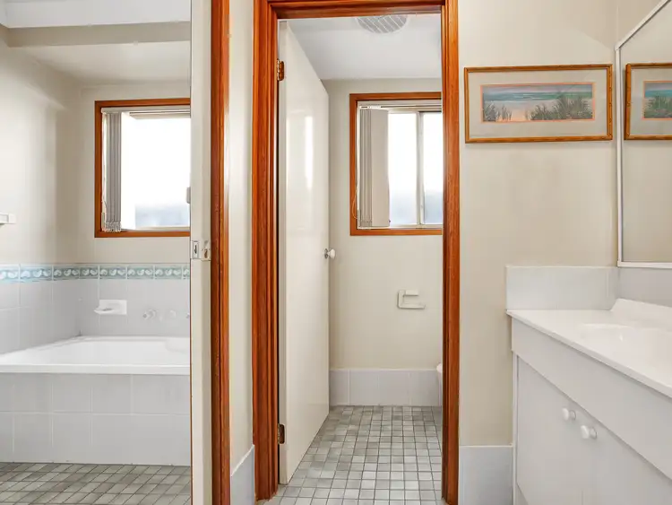 Fifth view of Homely house listing, 21 Joan Pl, Currans Hill NSW 2567