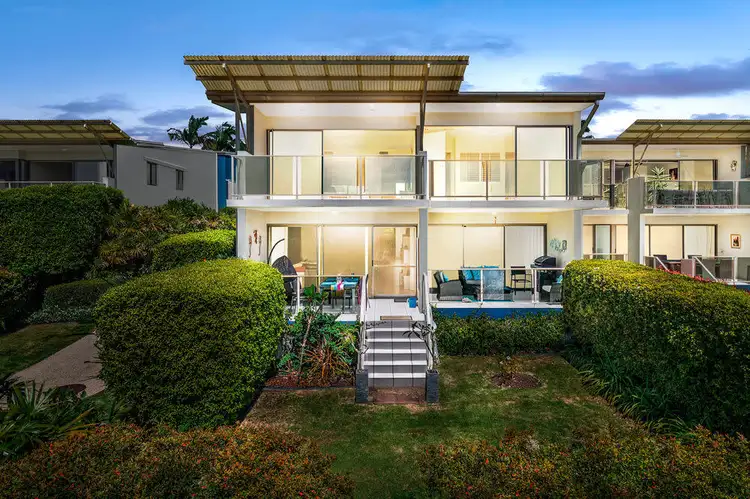 Second view of Homely unit listing, 8/38 Bahamas Circuit, Parrearra QLD 4575