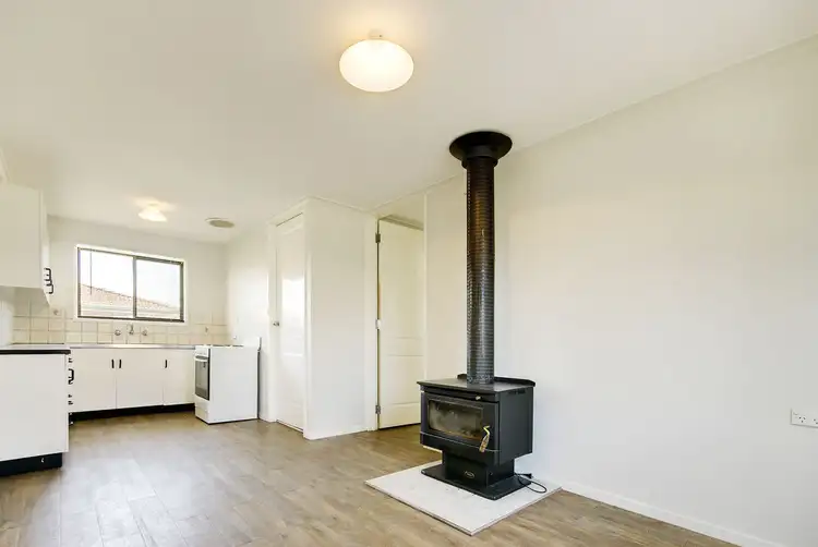 Second view of Homely house listing, 6 Ballantyne Crescent, Deniliquin NSW 2710