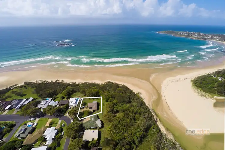 2 Ocean Drive, Safety Beach NSW 2456
