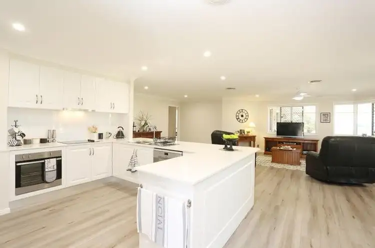 Second view of Homely house listing, 7 Glenmorgan Court, Glenvale QLD 4350