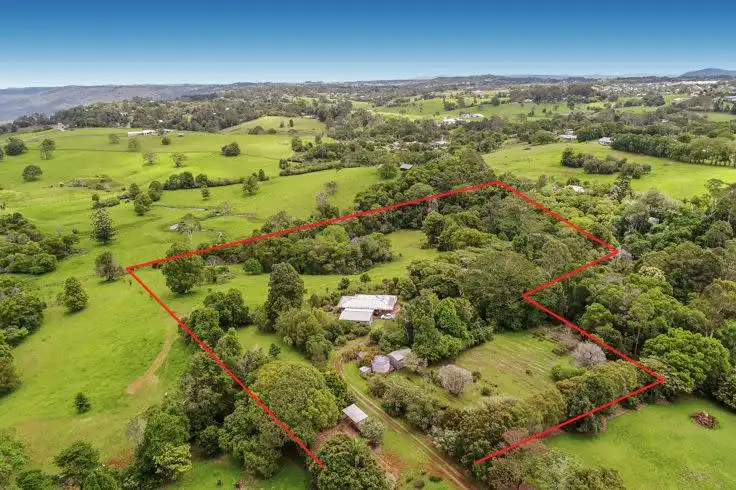 44 Burgess Avenue, Maleny QLD 4552