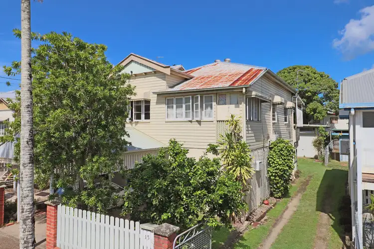 15 Victoria Street, Parramatta Park QLD 4870