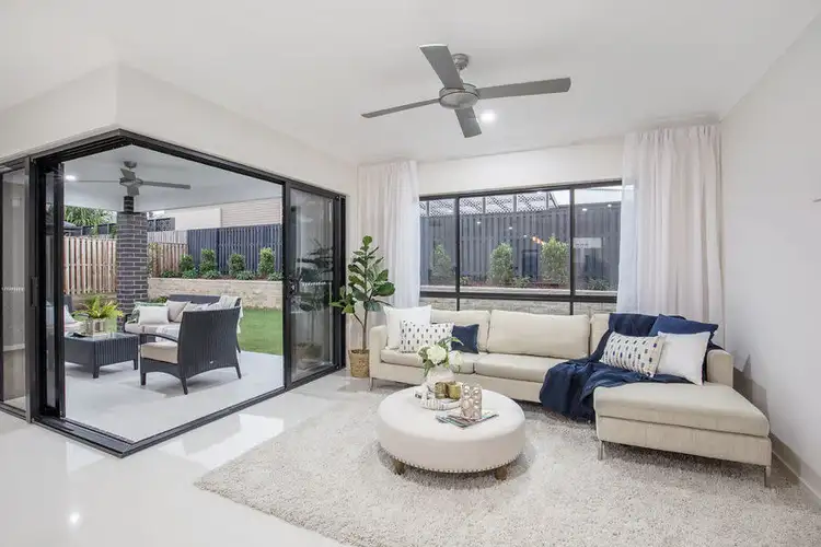 Fifth view of Homely house listing, 10 Kinglake Crescent, Pimpama QLD 4209