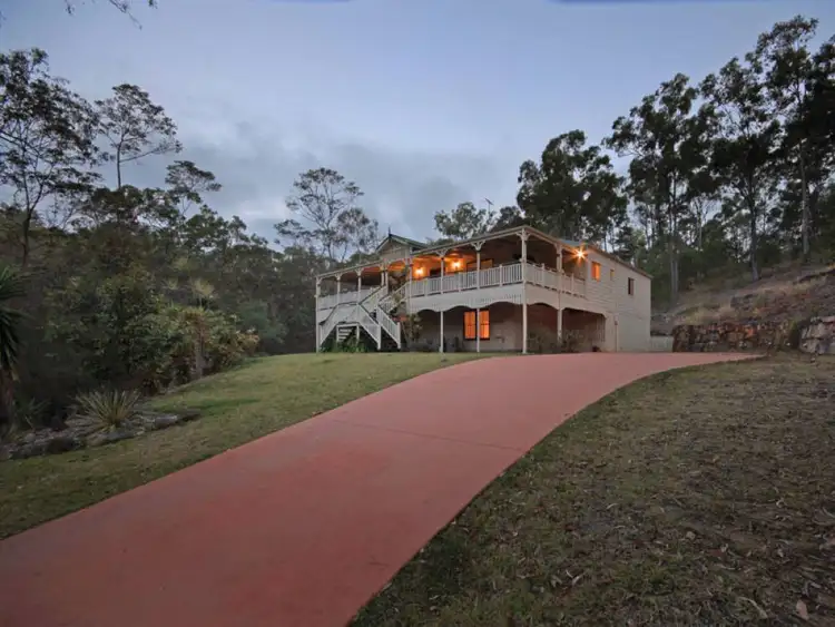860 Clear Mountain Road, Cashmere QLD 4500