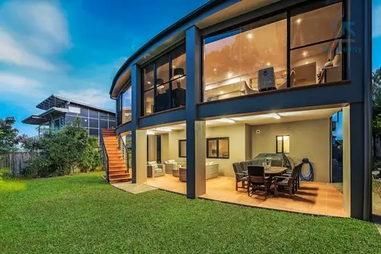 12 Gloucester Street, Highgate Hill QLD 4101