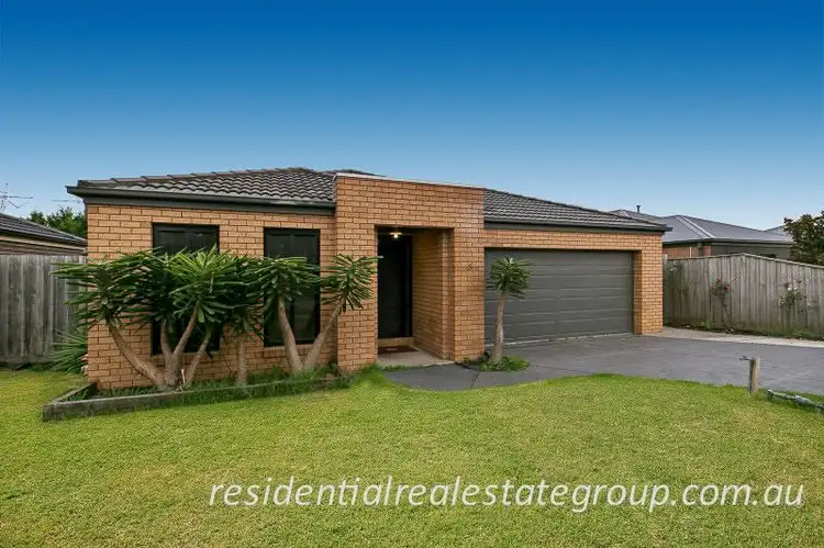 5 Lily Place, Cranbourne VIC 3977