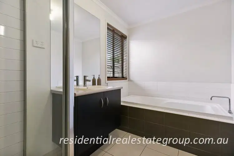 Fifth view of Homely other listing, 5 Lily Place, Cranbourne VIC 3977