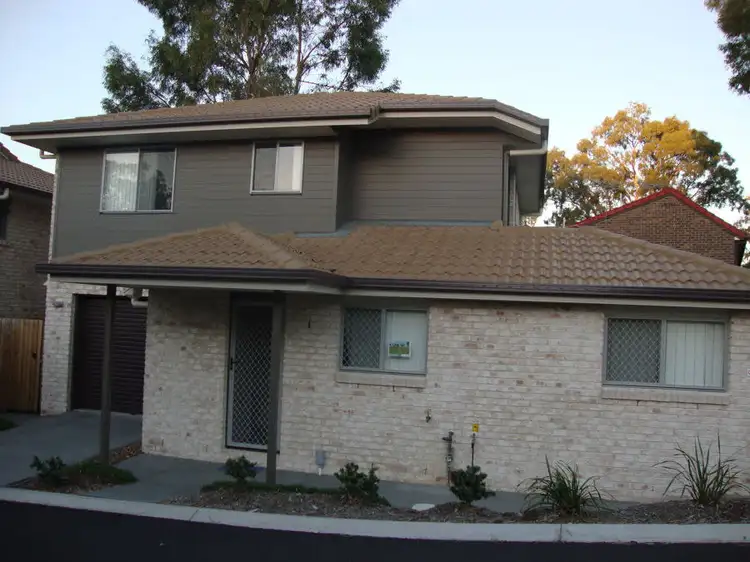 10/ 45 defiance road,