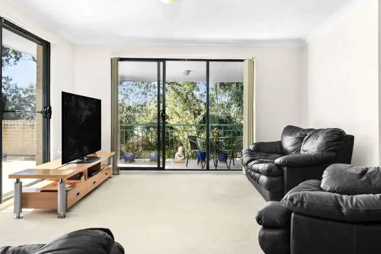 Third view of Homely unit listing, 10/10 Hythe Street, Mount Druitt NSW 2770
